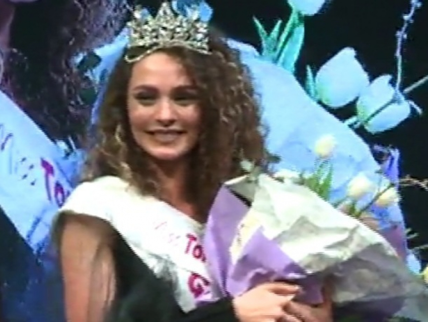 Длинноногая шатенка с обаятельной улыбкой стала победительницей конкурса «Miss Tourism» в Молдове