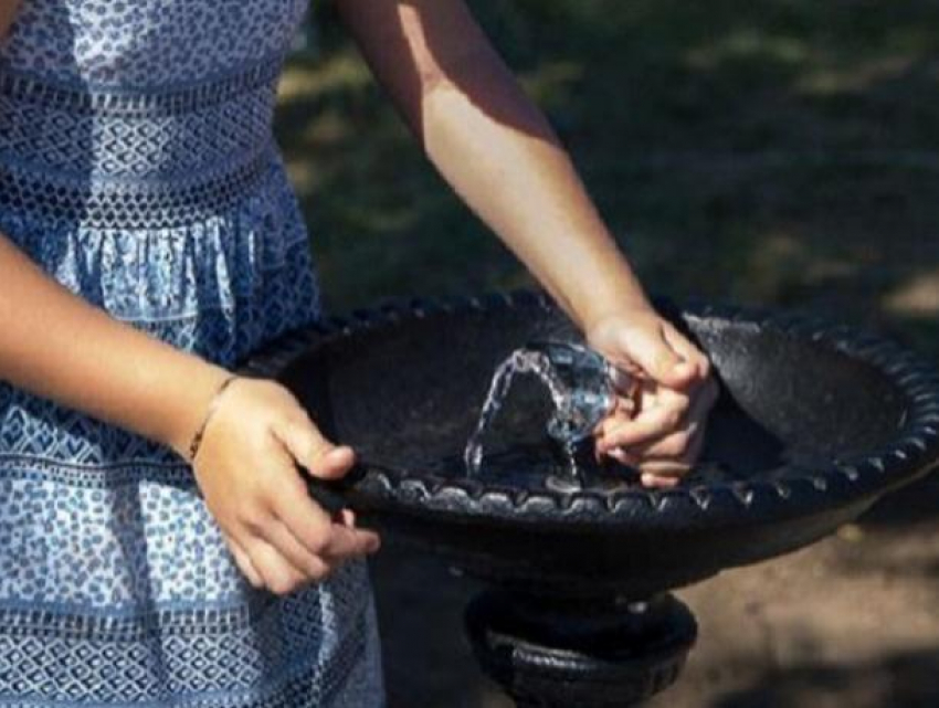 Все питьевые фонтанчики в Кишиневе вновь работают