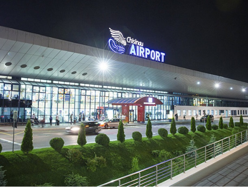 Имитация ЧП в кишиневском аэропорту - у самолета на Стамбул отказал двигатель