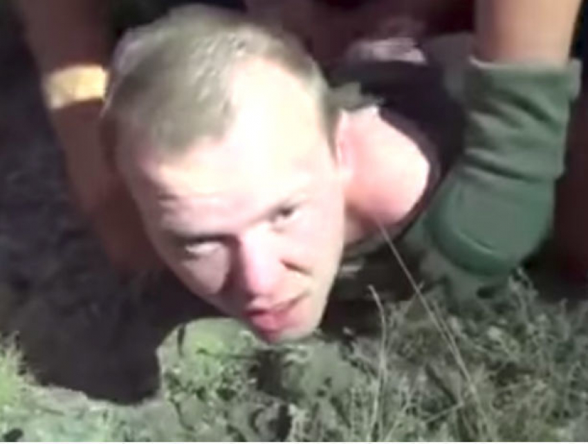 Задержание украинского диверсанта, пытавшегося «взорвать Крым», сняли на видео