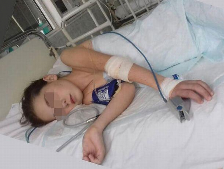 9-летняя умиравшая молдавская девочка, родители которой отказались стать донорами печени, приходит в себя после операции