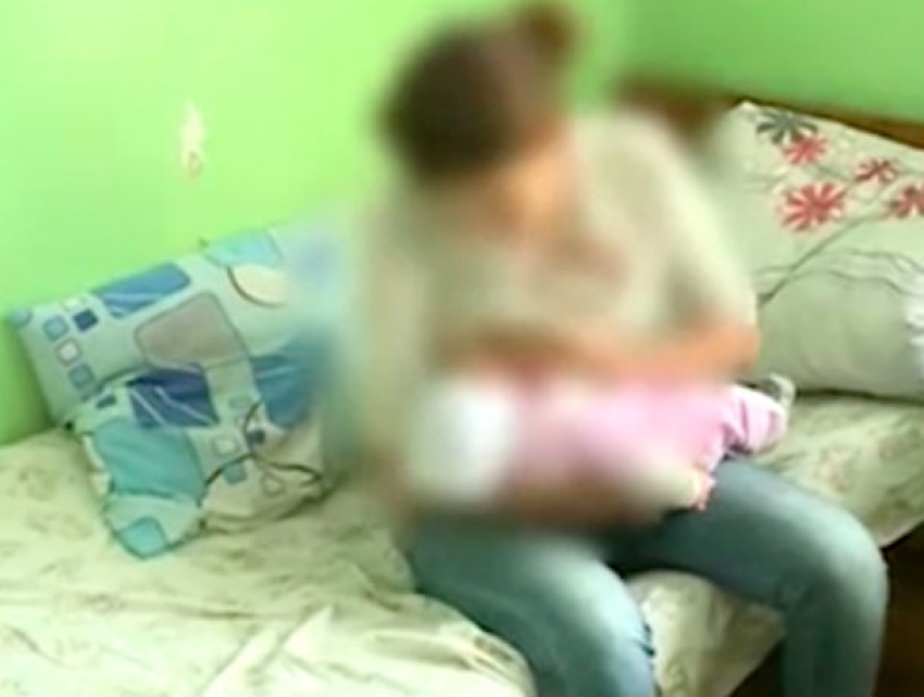 Мать найденного у дороги в Коржеуцах младенца оказалась дочерью известной «кукушки"