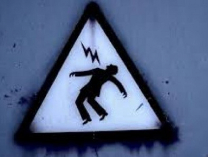 В Кишиневе от удара током погиб 24-летний полицейский