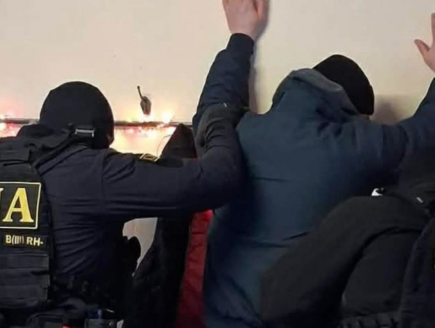 50 тысяч евро за нужный приговор: уроженца Шолдэнешт задержали за вымогательство