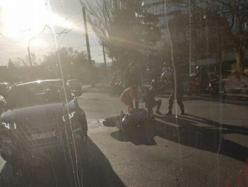 На Киевской улице сбит мотоциклист