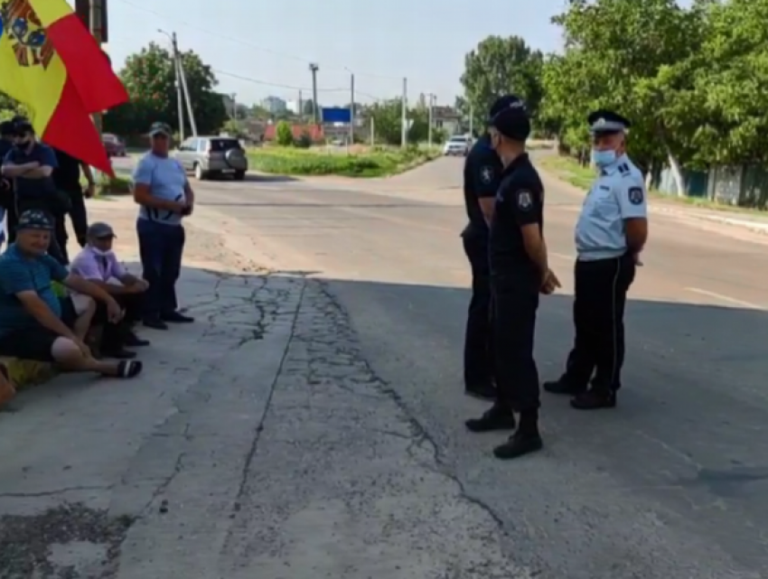 В Варнице полицейские спасли потерявшего сознание мужчину