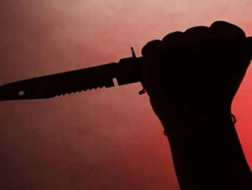 В Кишиневе мужчина пырнул ножом свою мать, несмотря на то, что ему было запрещено приближаться к ней
