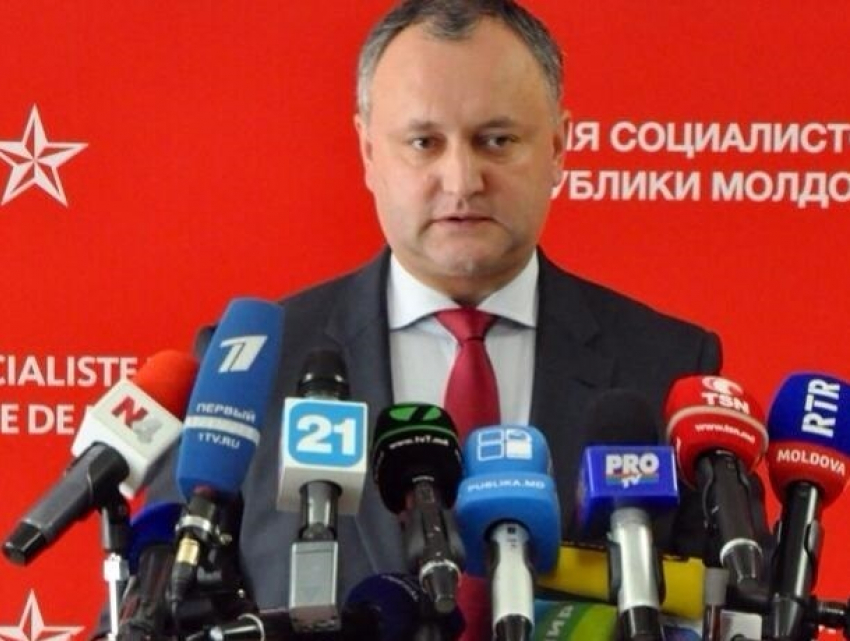 Лидера парламентской гонки и самого популярного политика назвали граждане Молдовы
