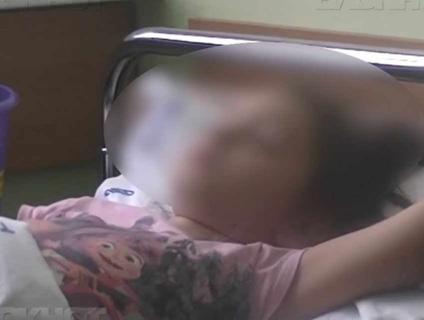 Сбивший девочку экипаж патрульной машины не доставил ее в больницу, - полиция Кишинева