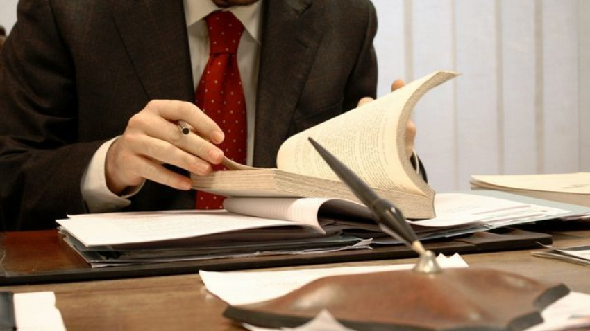 Пять вузов страны лишились возможности выпускать специалистов в области права  