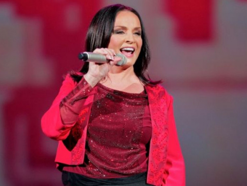 Софию Ротару затравили после ее решения петь на корпоративах в России