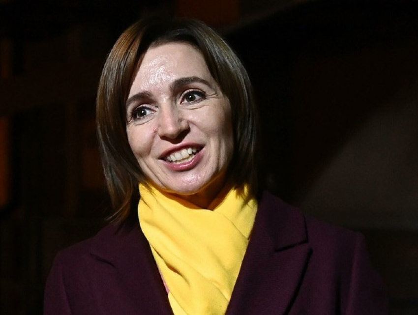 Сторонники Санду скандируют ей «браво», но ни одного положительного изменения так и не назвали