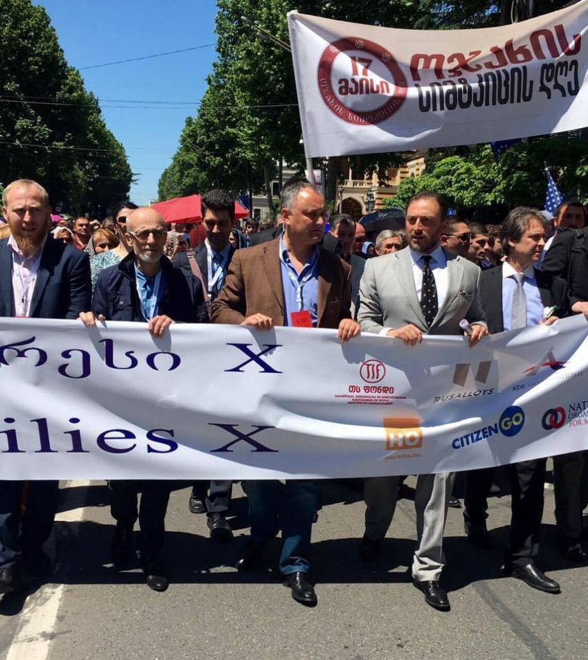 Игорь Додон принял участие в Марше семьи в Тбилиси