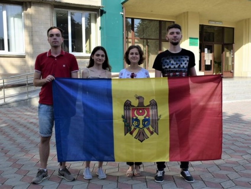 Молдавские школьники завоевали четыре медали на Международной олимпиаде по химии  