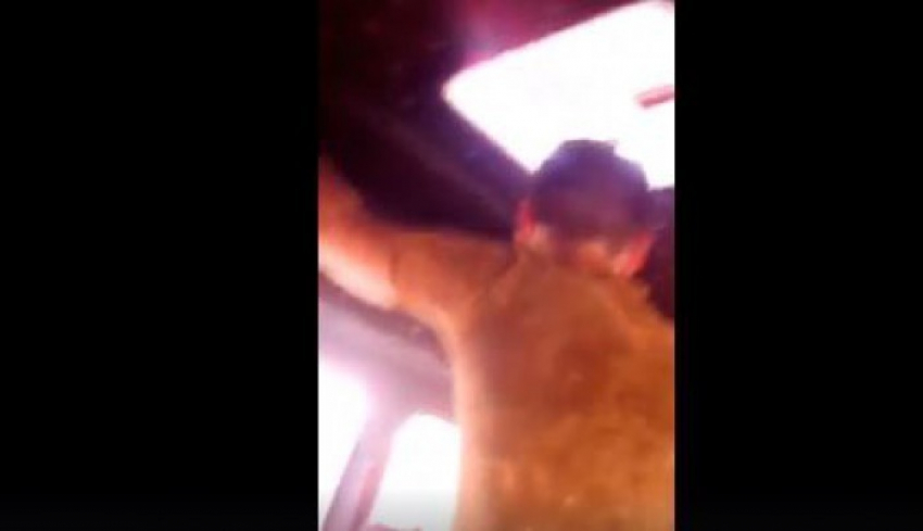 Кишиневец в маршрутке заснял вора, шарящего в его сумке