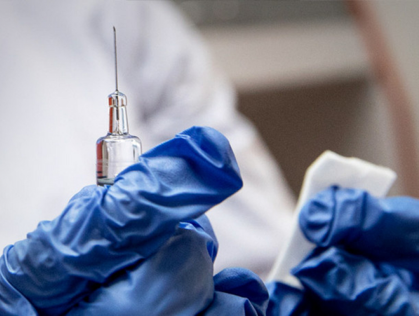 Россия первой в мире зарегистрировала вакцину от коронавируса 