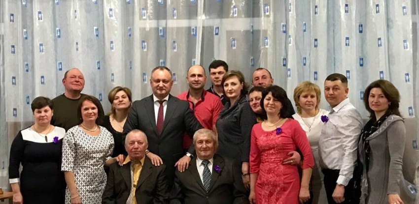 В день встречи выпускников Игорь Додон увиделся со своими одноклассниками 