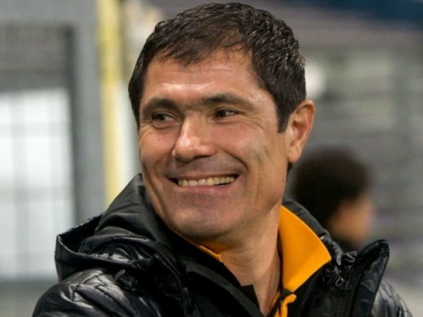 Легендарный футболист и знаменитый тренер, выигравший Кубок УЕФА, возглавил сборную Молдовы