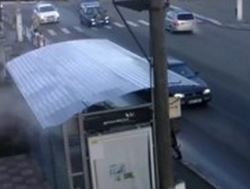 Девушку из Оргеева сбил на зебре на Буюканах водитель на иномарке и скрылся