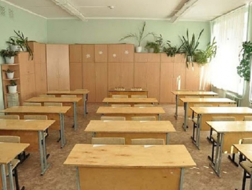 Социальная дистанция в школах снизилась с полутора метров до метра
