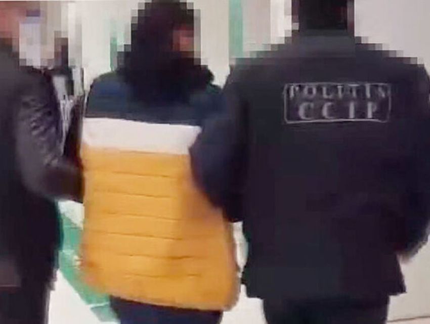 Жителя Молдовы приговорили к 8 годам за попытку продать 18-летнюю девушку в сексуальное рабство