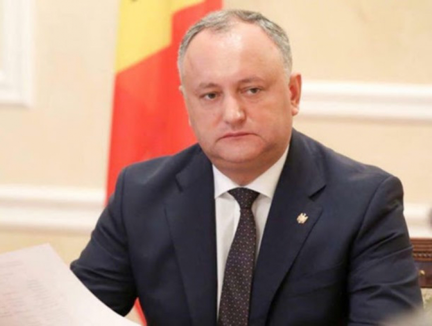 Додон – опытнейший политик Молдовы, Санду не вошла даже в топ-5