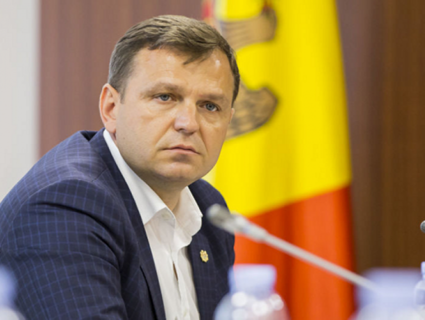 Андрей Нэстасе подал в отставку с должности министра внутренних дел