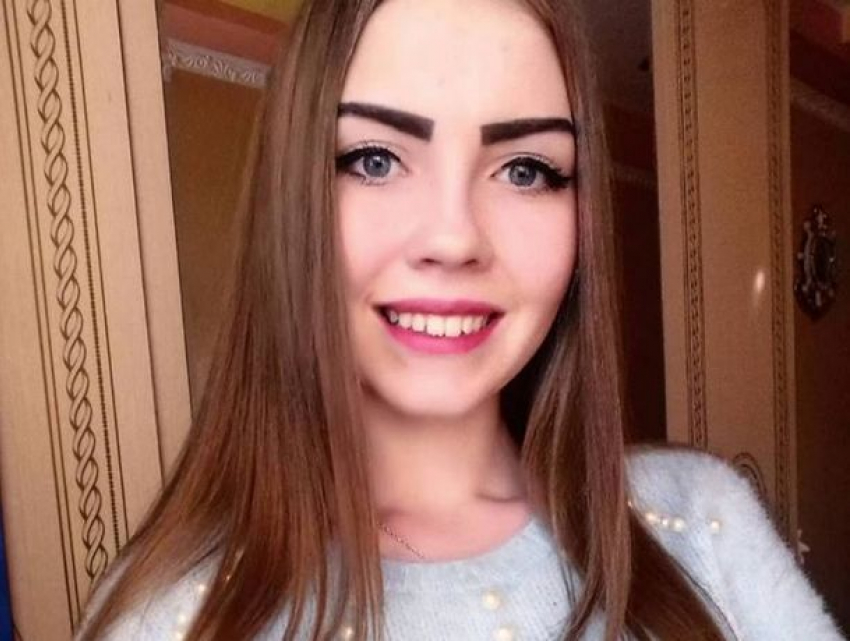 «Я истекаю кровью»: 17-летняя девушка таинственно исчезла по пути с дискотеки
