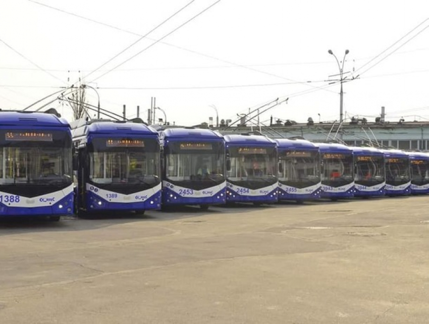 Новые 10 троллейбусов начали курсировать по кишиневским дорогам