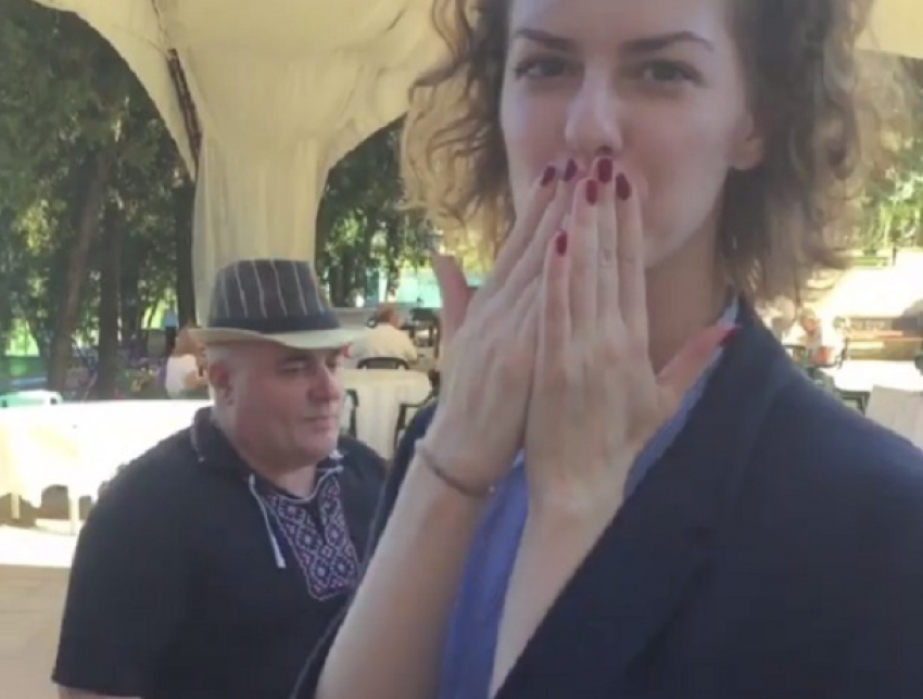 Прилетевшая в Молдову Лянка Грыу напилась вина и показала «поцелуйное видео»