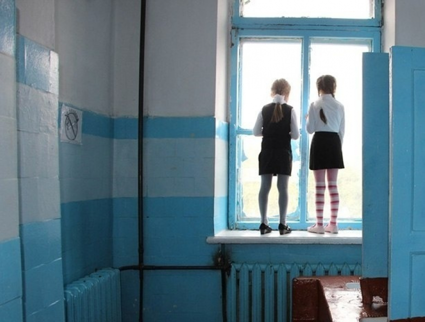 В Кишиневе накажут мать, рассказавшую о массовом изнасиловании первоклассников в туалете