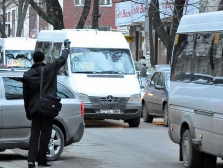 Некоторые радовались и аплодировали тому, что у жителей столицы не будет качественного транспорта, - Чебан