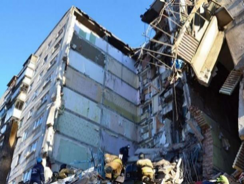  Владимир Путин лично прибыл на место трагедии в Магнитогорске 