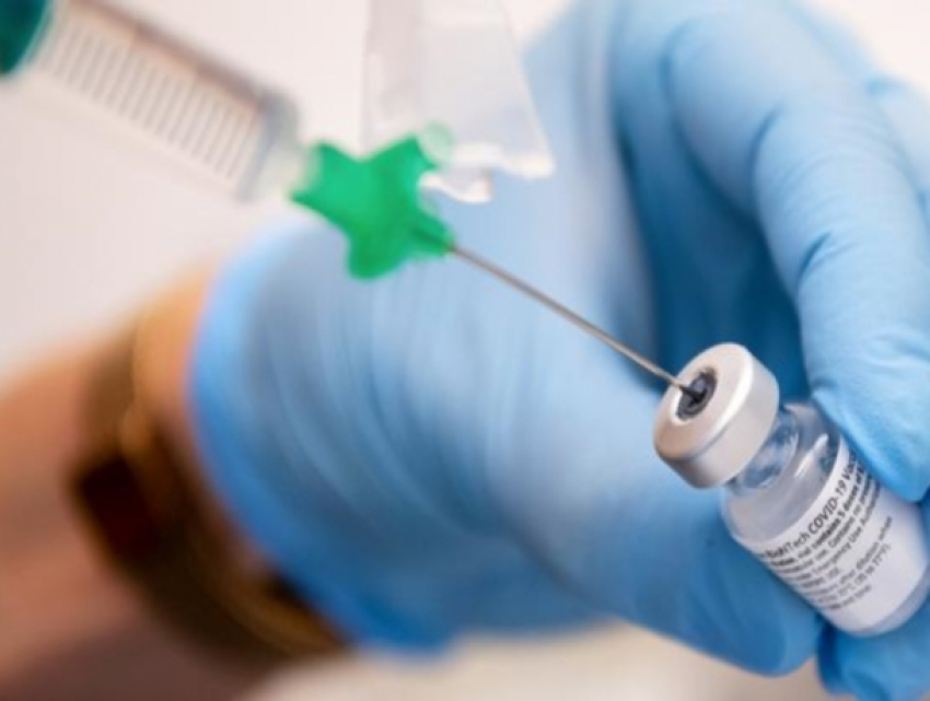 Гылкэ: от вакцины AstraZeneca медики столичных больниц отказываются только по веской причине