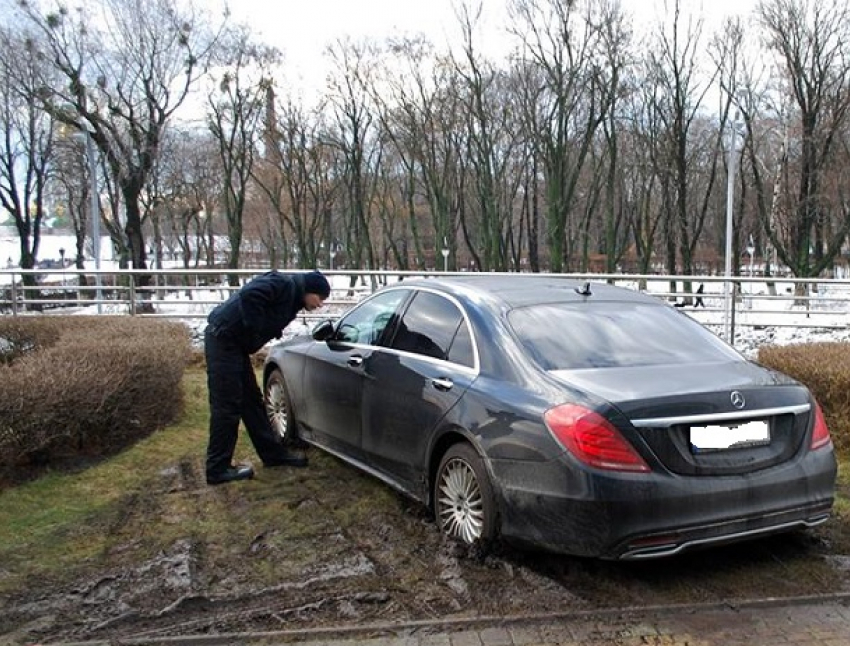 Автохамка-чиновница вызвала всплеск негодования жителей Кишинева с предложениями «страшной мести"