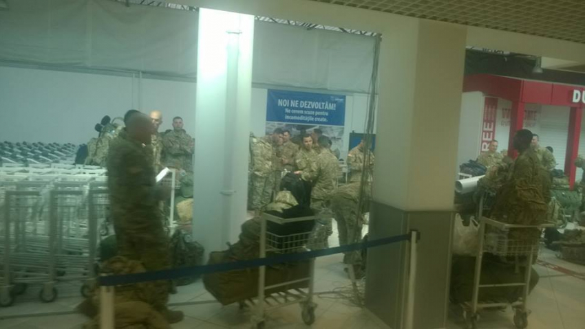 Американских военных засняли в аэропорту Кишинева 