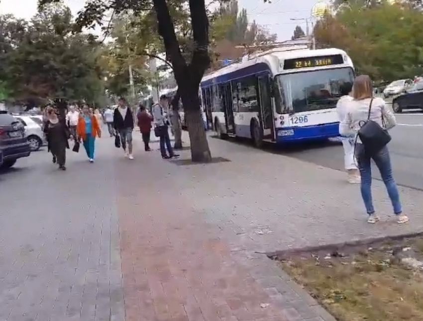 Авария на подстанции остановила троллейбусы в центре Кишинева