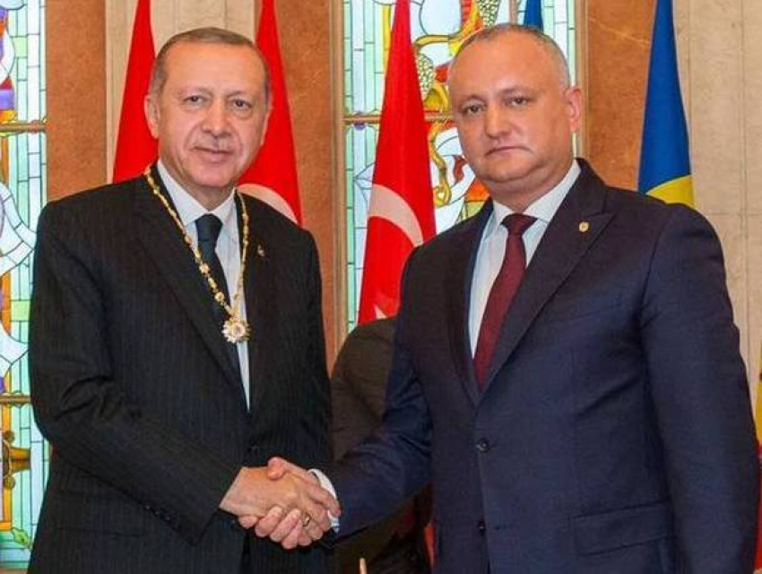 Депутат дал жесткую отповедь «лакеям», решившим поглумиться над президентом Турции
