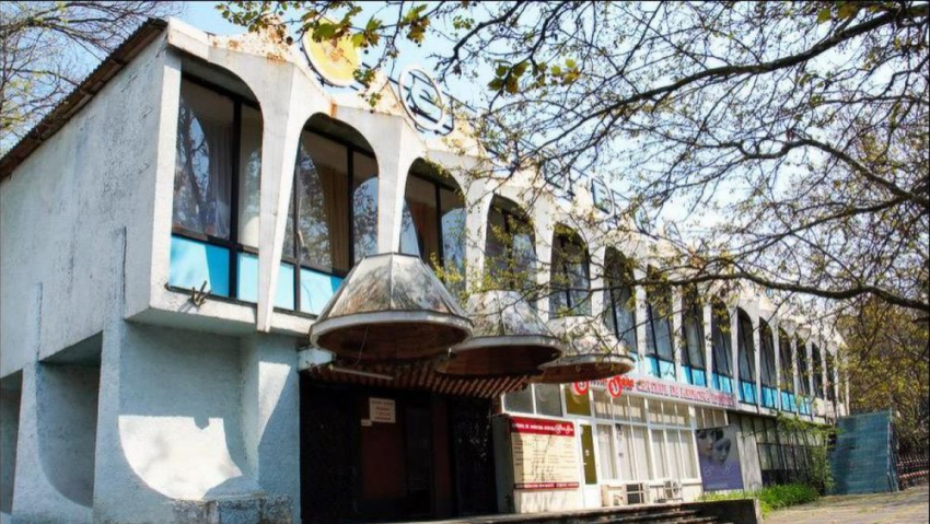 Фирме Finpar Invest запретили строить высотное здание на месте кафе Guguță