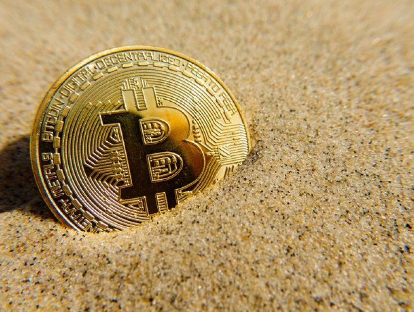 В Молдове растет интерес к криптовалютам, но эксперты предупреждают об опасности мошеннических схем