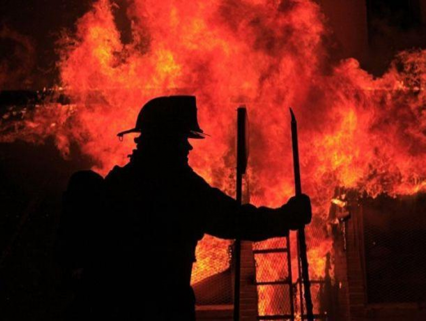 Пожар в Дубоссарах - скончался 53-летний хозяин дома, остальные члены семьи серьёзно пострадали