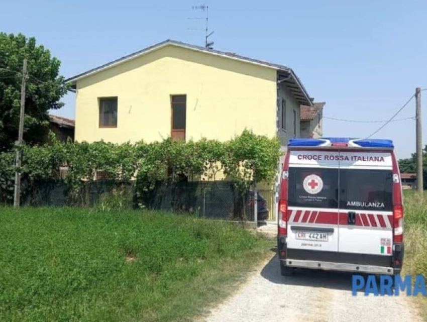 Годовалая девочка из Молдовы утонула в надувном бассейне в Италии