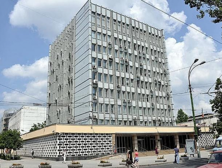Сотрудникам Нацбанка, причастным к краже миллиарда, придется самим оплачивать своих адвокатов