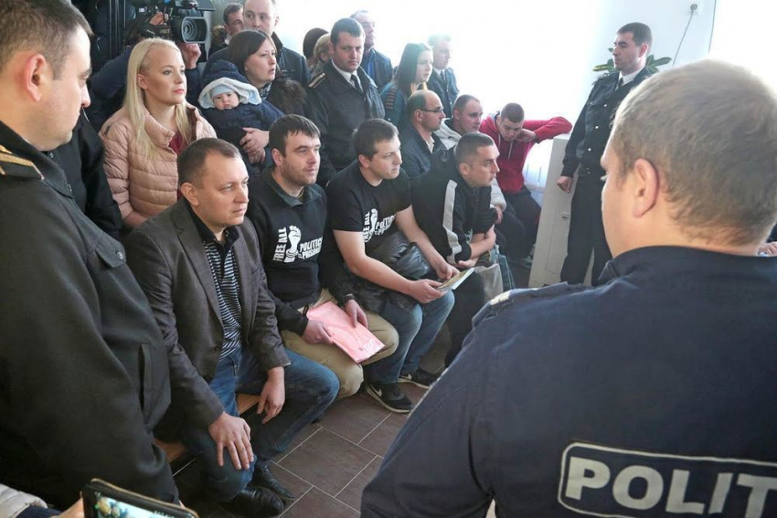 Решение суда: Группа Петренко останется под арестом