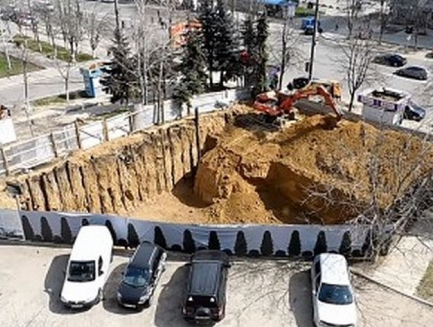 Законность строительства возмутившего жителей торгового центра на Рышкановке подтвердила инспекция