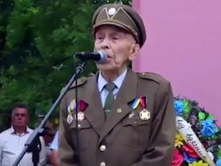 Смерть главы националистов прервала его хвалебную речь Шухевичу и попала на видео 