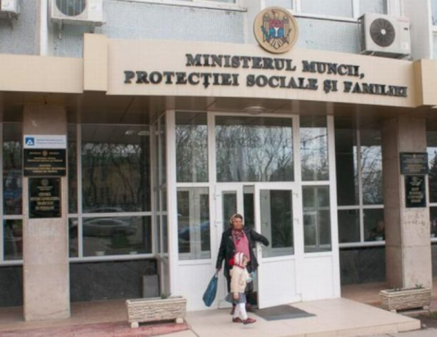 Инспекция труда: в Молдове большое количество людей работают нелегально