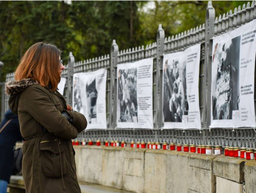 В столичном парке Штефана чел Маре открылась фотовыставка о войне «Помни меня»