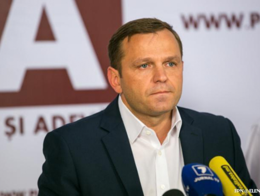 Андрей Нэстасе вновь обнаружил «руку Москвы» 