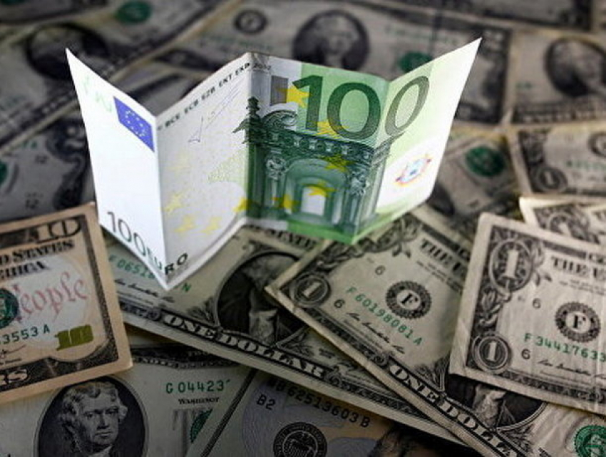 Евро делает резкий разворот по отношению к лею РМ